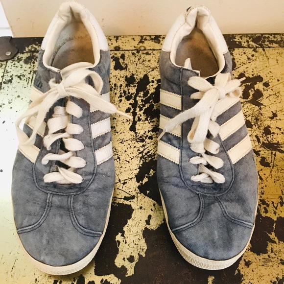 SOLD - Gray White Suede Gazelle Adidas Women 9 - Picture 1 of 8